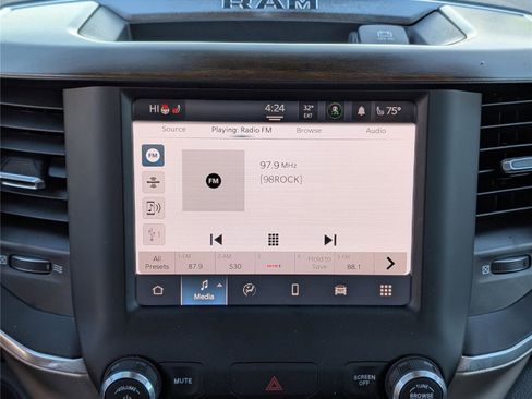 Used 2022 RAM 1500 Laramie image 29