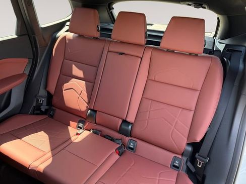 New 2026 BMW X1 xDrive28i w/ Convenience Package AWD/4WD image 13