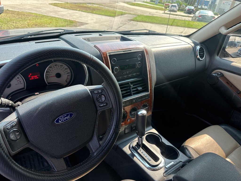 Used 2010 Ford Explorer Eddie Bauer RWD image 21