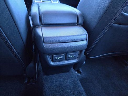 Used 2017 Honda Civic Touring image 11