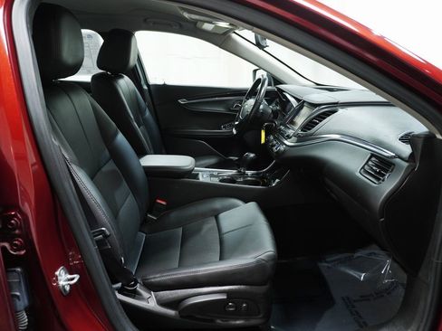 Used 2017 Chevrolet Impala LT image 11