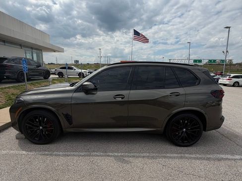 Certified 2024 BMW X5 xDrive40i w/ M Sport Package image 19