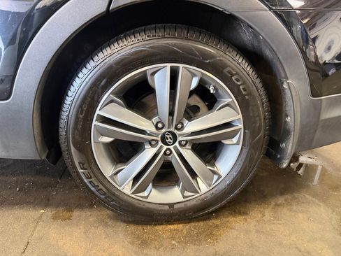 Used 2016 Hyundai Santa Fe Limited AWD/4WD image 26