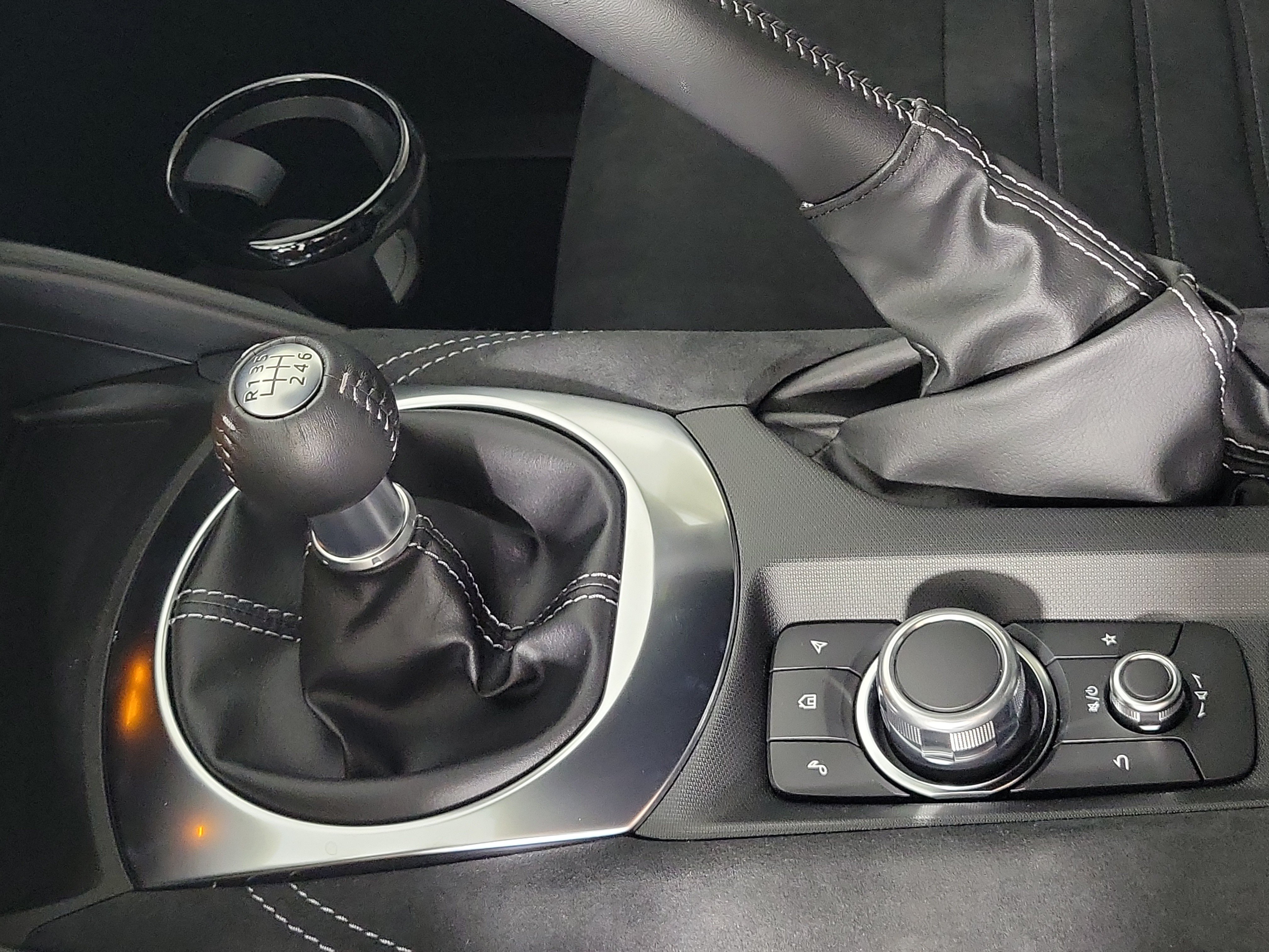 New 2026 MAZDA MX-5 Miata Club w/ Brembo/BBS/Recaro Package RWD image 24