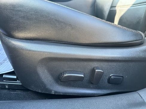 Used 2023 Nissan Sentra SR w/ SR Premium Package image 10