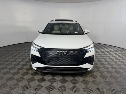 Used 2025 Audi Q4 e-tron Premium w/ Convenience Package RWD image 11