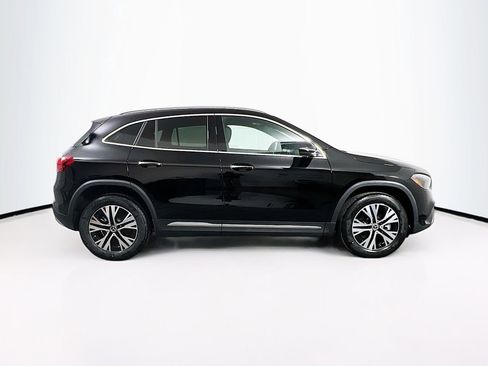 New 2025 Mercedes-Benz GLA 250 4MATIC image 8