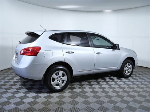 Used 2013 Nissan Rogue S image 8