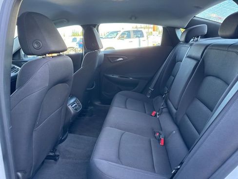 Used 2023 Chevrolet Malibu LT FWD image 16