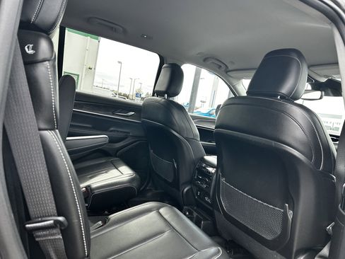 Used 2023 Jeep Grand Cherokee L Limited w/ Trailer Tow Group (B) image 12