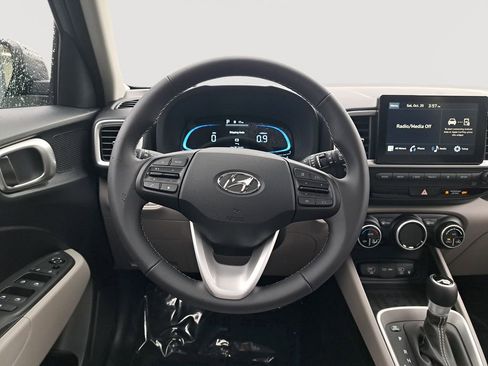 New 2026 Hyundai Venue SEL image 22