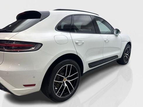 Used 2022 Porsche Macan AWD/4WD image 13