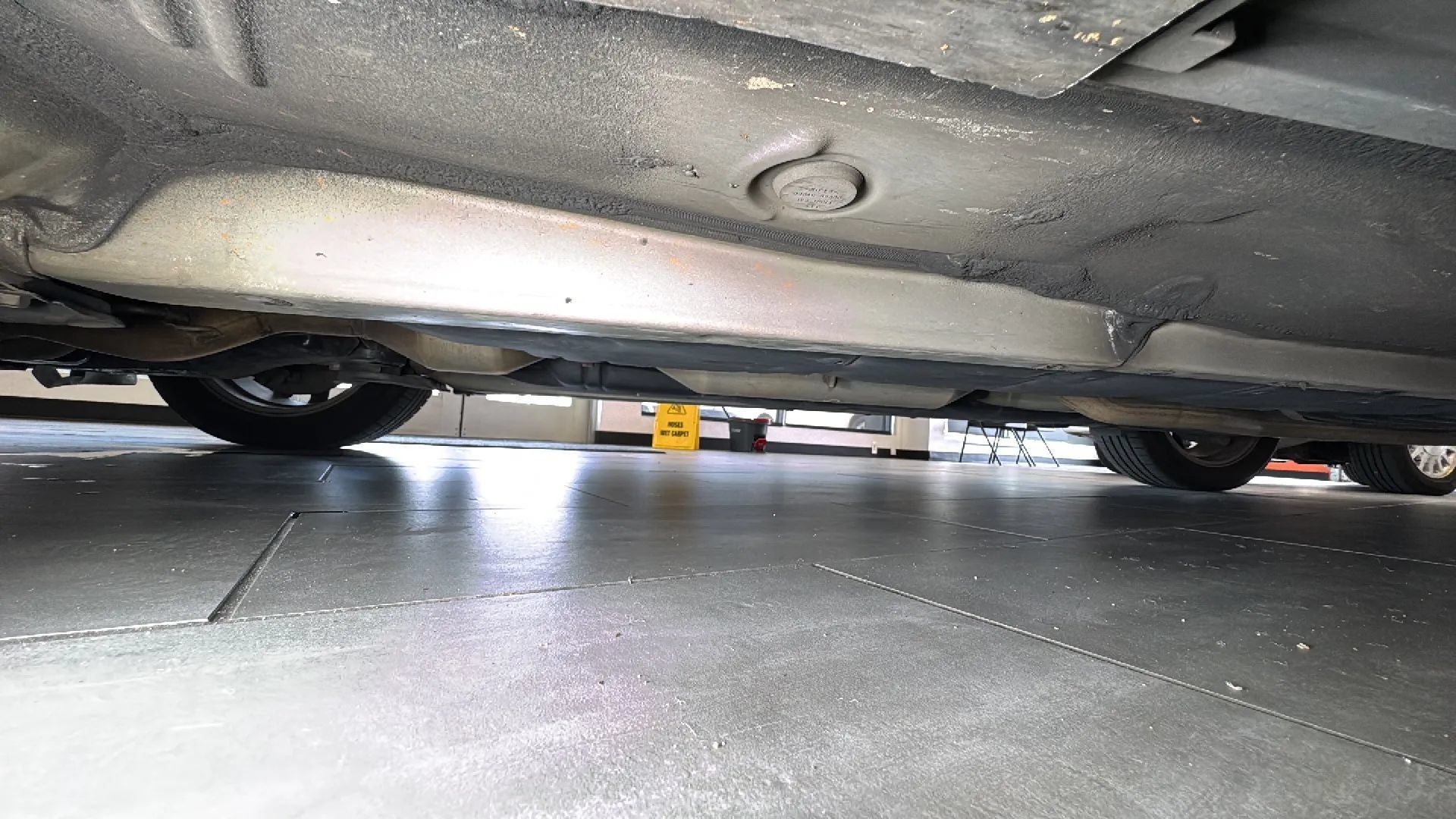 Used 2015 Toyota Avalon XLE FWD image 42