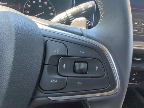 Used 2022 Buick Envision Preferred AWD/4WD image 28