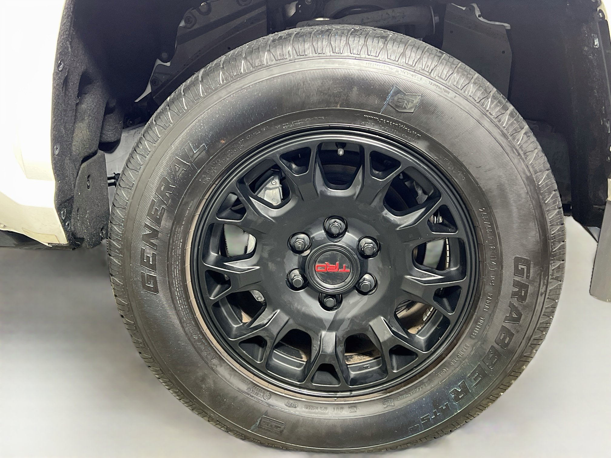 Used 2024 Toyota Tacoma SR5 RWD image 14