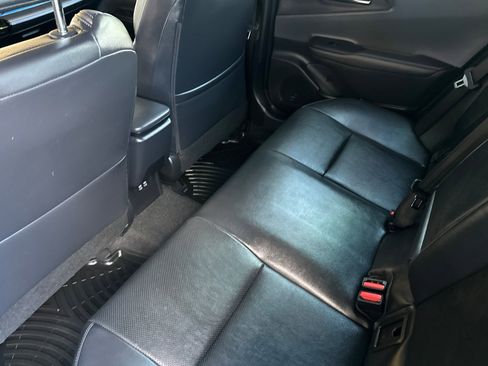 Used 2023 Toyota Prius Limited image 12