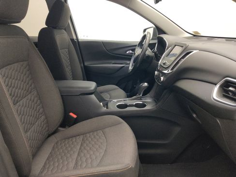 Used 2021 Chevrolet Equinox LT FWD image 21