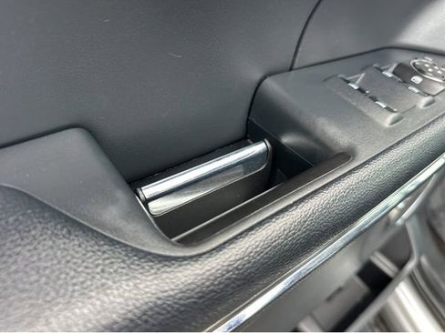 Certified 2022 Ford Expedition XLT image 36