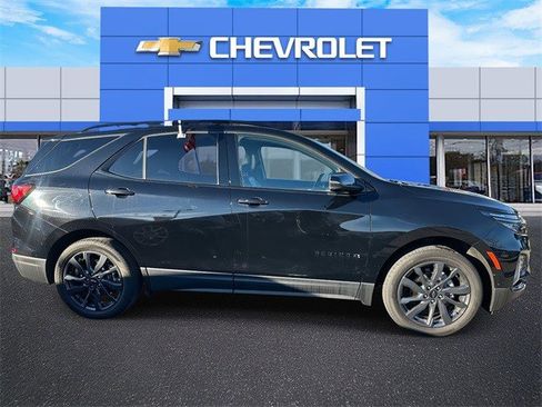 Certified 2023 Chevrolet Equinox RS w/ RS Leather Package image 2