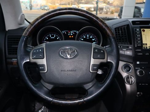 Used 2009 Toyota Land Cruiser image 12