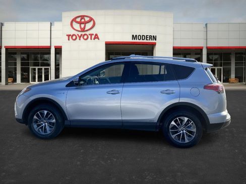 Used 2016 Toyota RAV4 XLE image 7