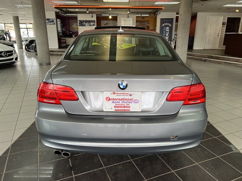 Used 2011 BMW 328i xDrive Coupe AWD/4WD image 7