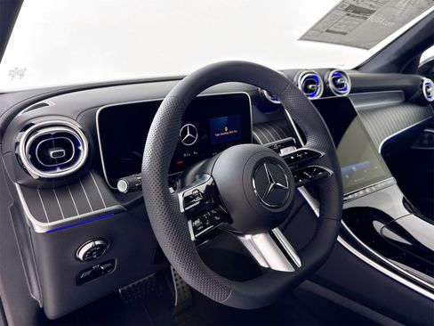 New 2026 Mercedes-Benz GLC 350e 4MATIC image 10
