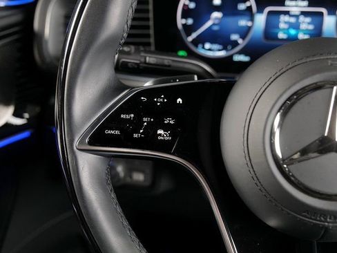 Used 2024 Mercedes-Benz Maybach GLS 600 4MATIC image 21