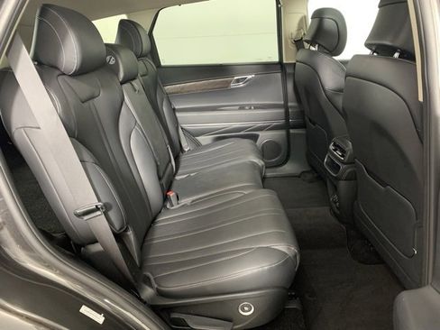 Used 2024 Genesis GV80 2.5T image 25