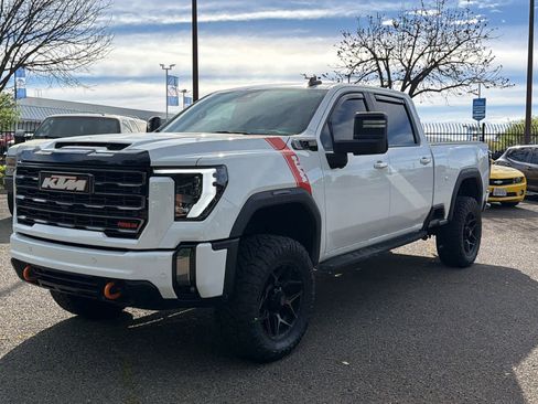 Used 2024 GMC Sierra 2500 AT4 w/ AT4 Premium Plus Package image 1
