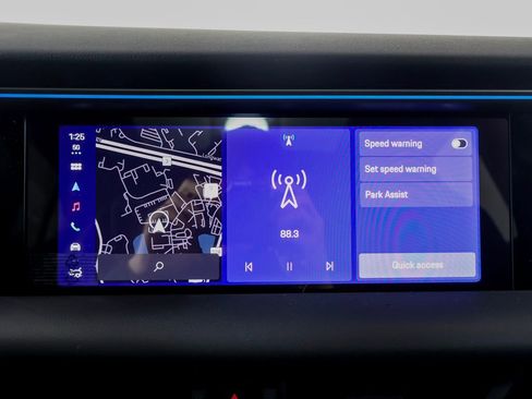 New 2026 Porsche Macan 4 Electric image 18