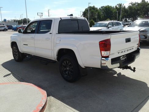 Used 2022 Toyota Tacoma SR5 image 5