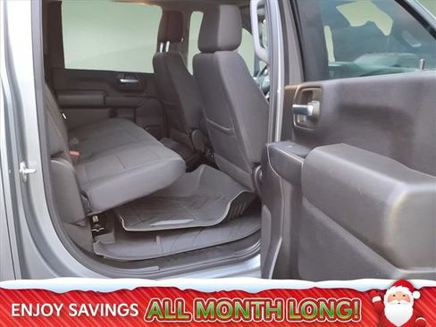 Used 2024 Chevrolet Silverado 2500 Custom w/ Custom Value Package image 17