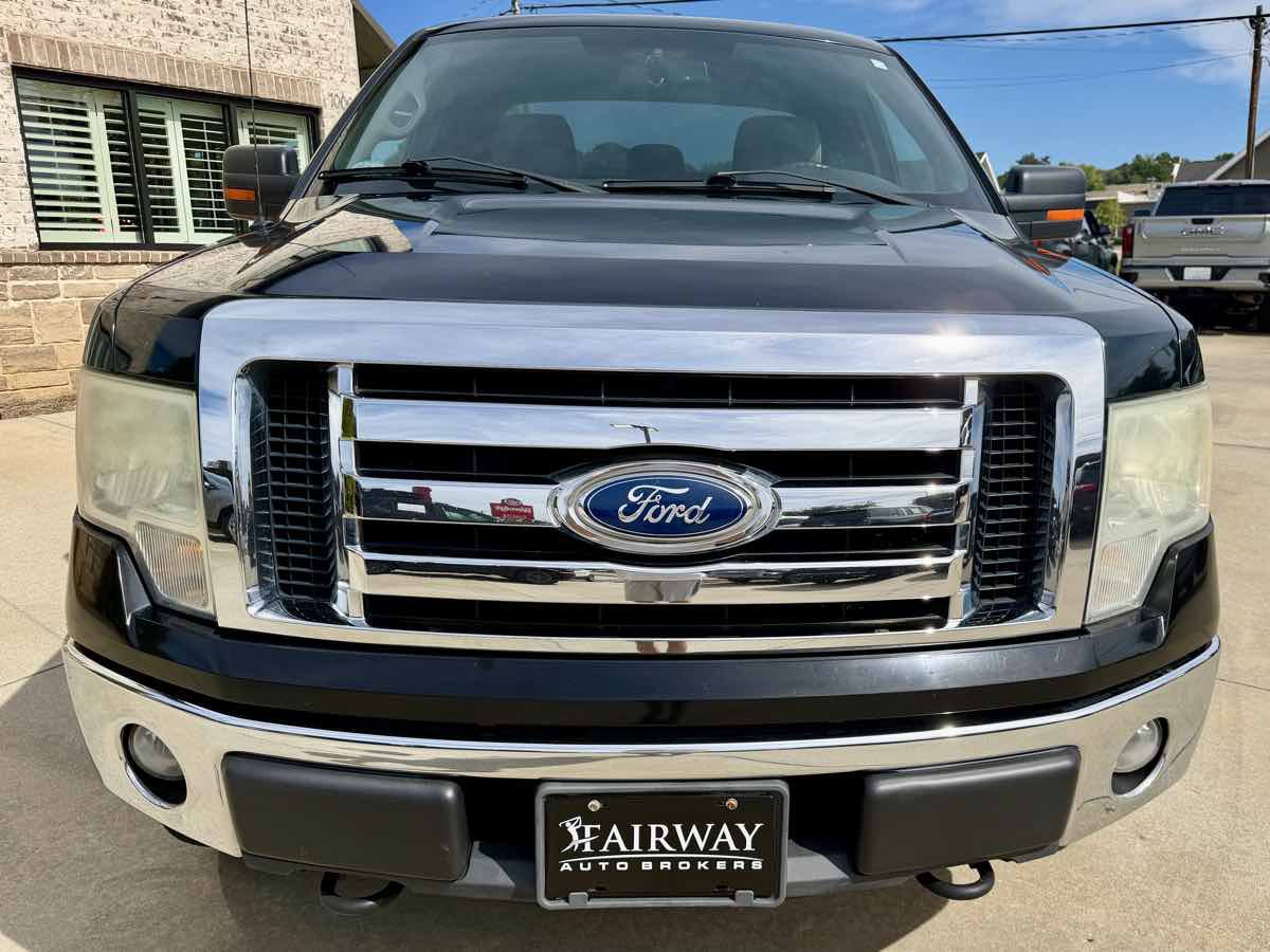 Used 2011 Ford F150 XLT w/ XLT Convenience Pkg AWD/4WD image 3