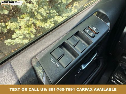 Used 2024 Toyota 4Runner TRD Off-Road AWD/4WD image 22