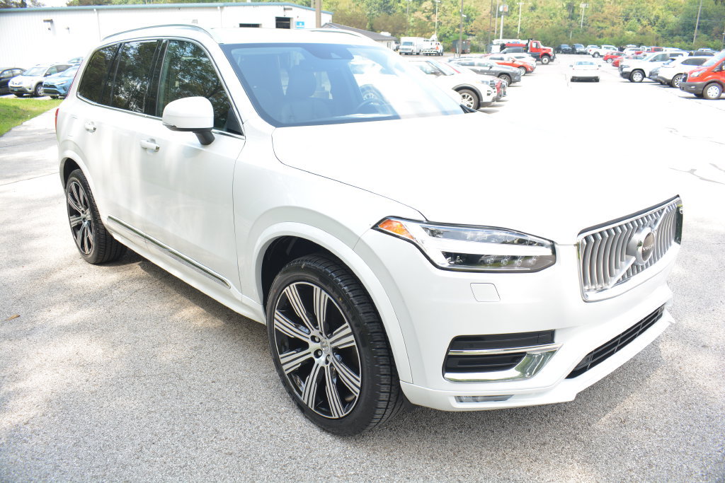 Used 2021 Volvo XC90 T6 Inscription w/ Climate Package AWD/4WD image 4