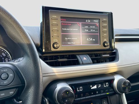 Used 2019 Toyota RAV4 XLE image 28