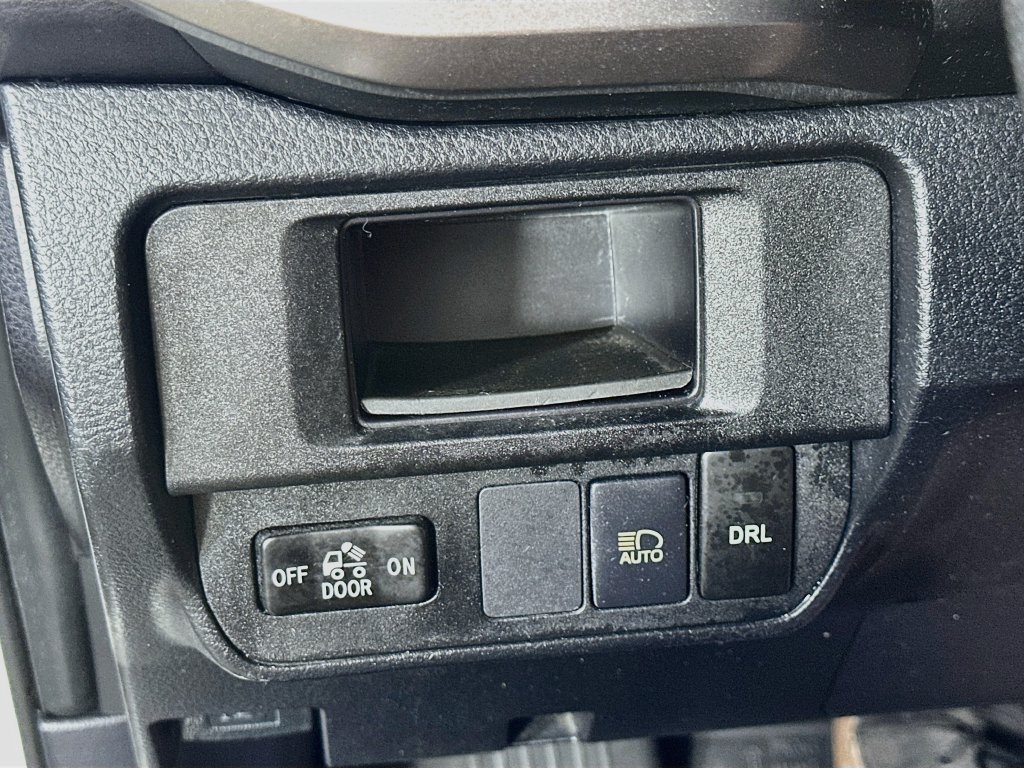 Used 2019 Toyota Tacoma SR5 RWD image 23