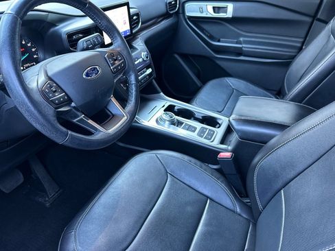 Used 2020 Ford Explorer Limited image 10