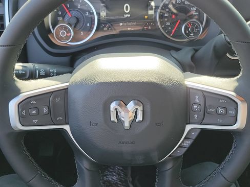 New 2026 RAM 2500 Big Horn AWD/4WD image 4