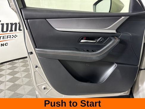 Used 2024 MAZDA CX-90 3.3 Turbo w/ Preferred Package AWD/4WD image 11