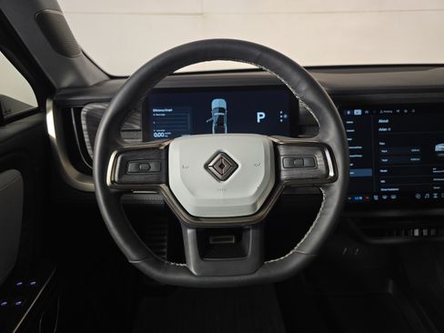 Used 2022 Rivian R1T Adventure AWD/4WD image 26