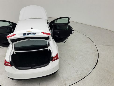 Certified 2024 Chevrolet Malibu LS w/ LPO, Floor Liner Package image 24