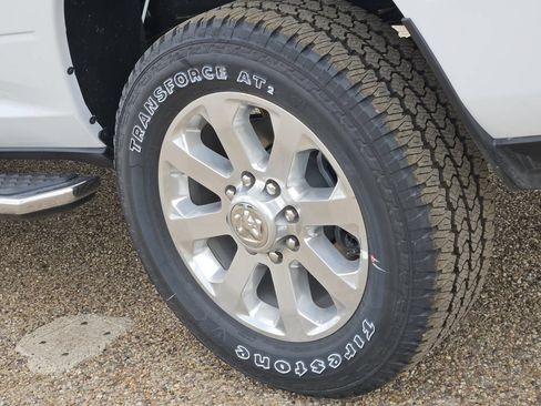 New 2026 RAM 2500 Laramie AWD/4WD image 6