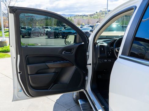Used 2020 GMC Canyon Denali AWD/4WD image 15