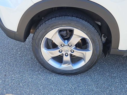 Certified 2021 Honda HR-V LX image 4
