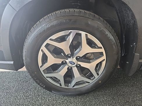 Used 2022 Subaru Forester Premium AWD/4WD image 45