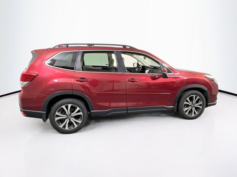 Used 2022 Subaru Forester Limited image 4