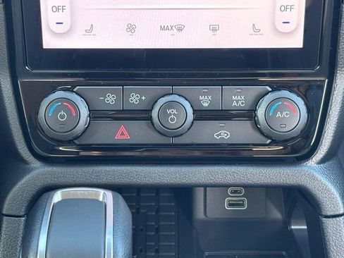 New 2025 Ford Ranger XLT w/ Equipment Group 301A High image 9