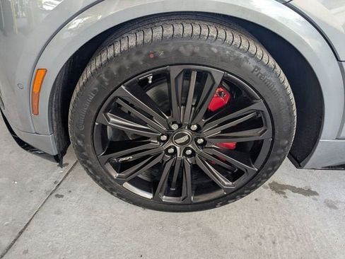 New 2026 Cadillac Lyriq V AWD/4WD image 19